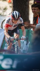 Mathias Frank a punto de ganar la etapa en Mas de la costa
